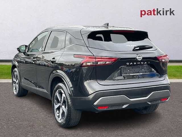 Nissan Qashqai 1.3 DiG-T MH N-Connecta 5dr