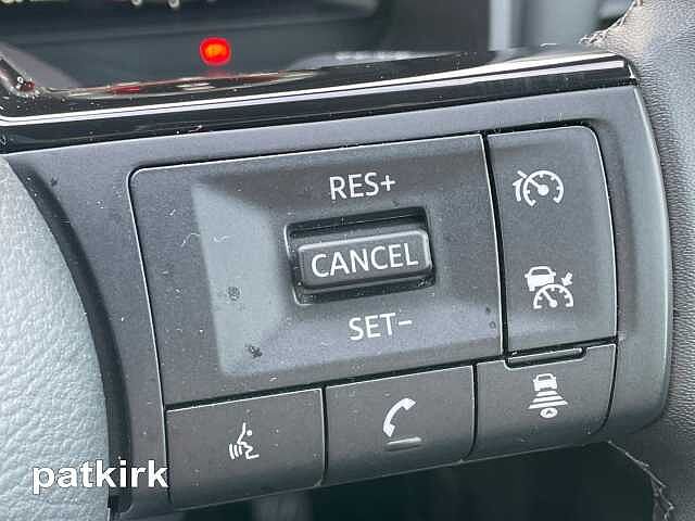 Nissan Qashqai 1.3 DiG-T MH N-Connecta 5dr
