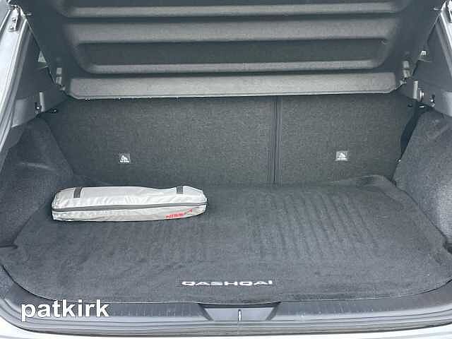 Nissan Qashqai 1.3 DiG-T MH N-Connecta 5dr