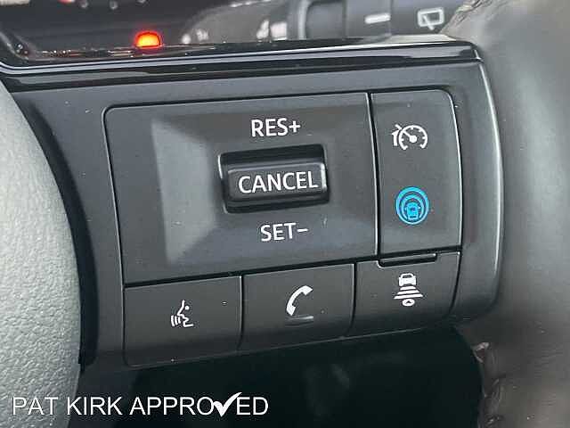 Nissan Qashqai 1.3 DiG-T MH Tekna 5dr