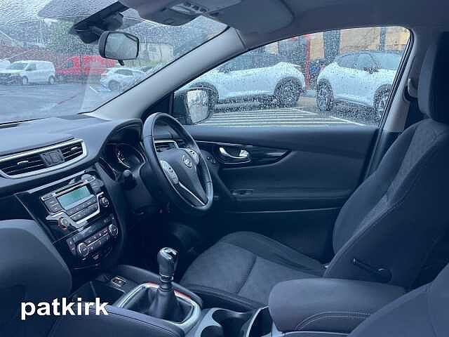 Nissan Qashqai 1.2 DiG-T Acenta 5dr