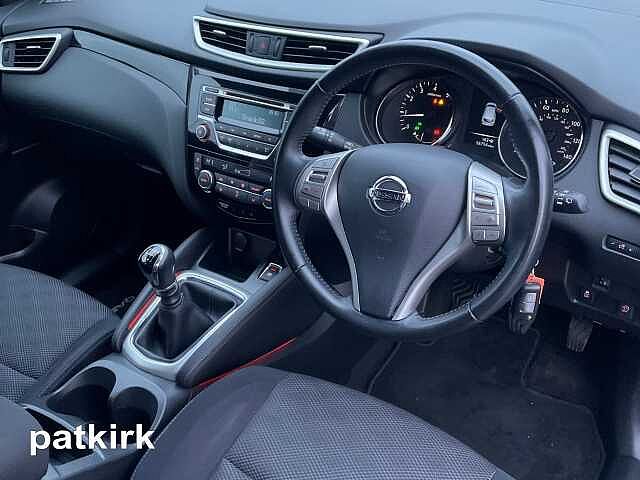 Nissan Qashqai 1.2 DiG-T Acenta 5dr