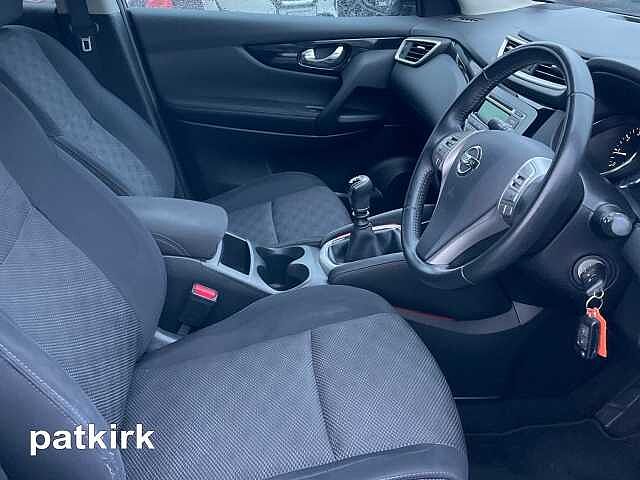 Nissan Qashqai 1.2 DiG-T Acenta 5dr