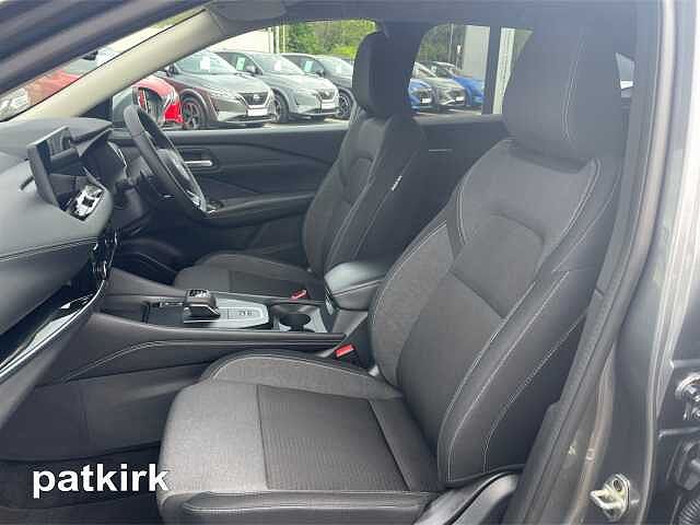 Nissan Qashqai 1.3 DiG-T MH 158 N-Connecta 5dr Xtronic