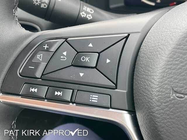 Nissan Juke 1.0 DiG-T N-Connecta 5dr