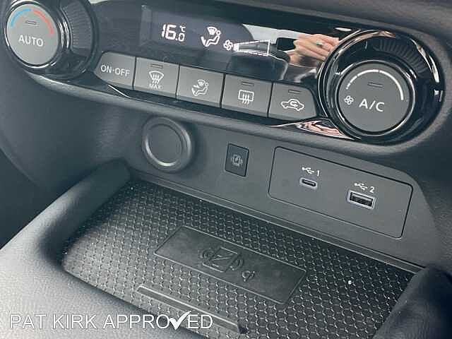 Nissan Juke 1.0 DiG-T N-Connecta 5dr