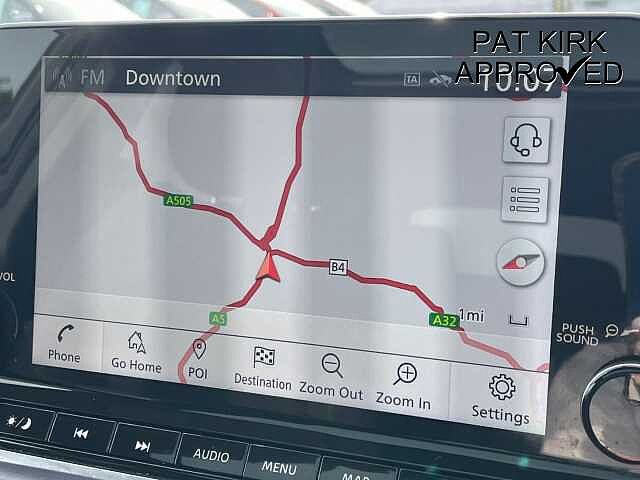 Nissan Qashqai 1.3 DiG-T MH Premiere Edition 5dr