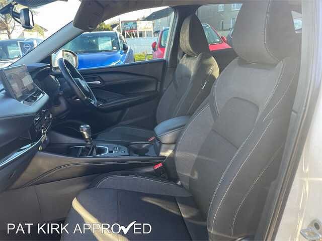 Nissan Qashqai 1.3 DiG-T MH N-Connecta 5dr