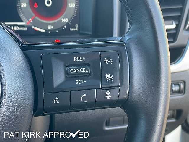 Nissan Qashqai 1.3 DiG-T MH N-Connecta 5dr