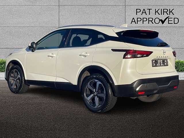 Nissan Qashqai 1.3 DiG-T MH N-Connecta 5dr