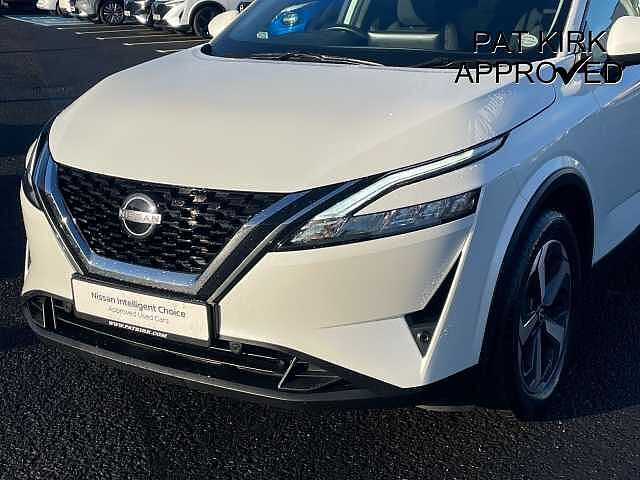 Nissan Qashqai 1.3 DiG-T MH N-Connecta 5dr