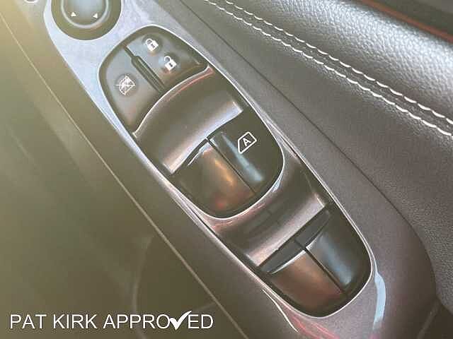 Nissan Juke 1.0 DiG-T 114 Tekna 5dr