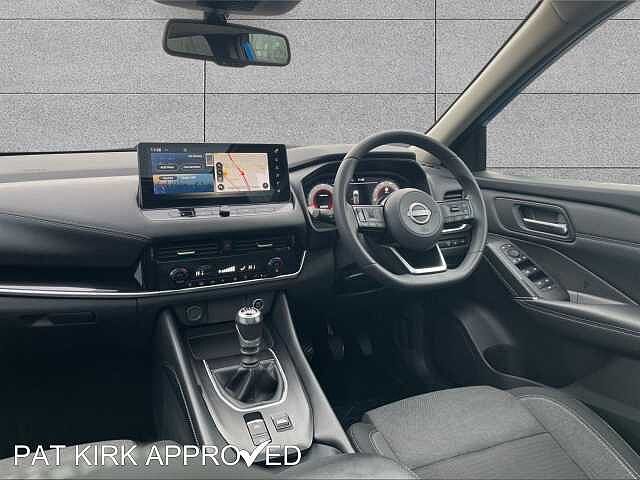 Nissan Qashqai 1.3 DiG-T MH N-Connecta 5dr