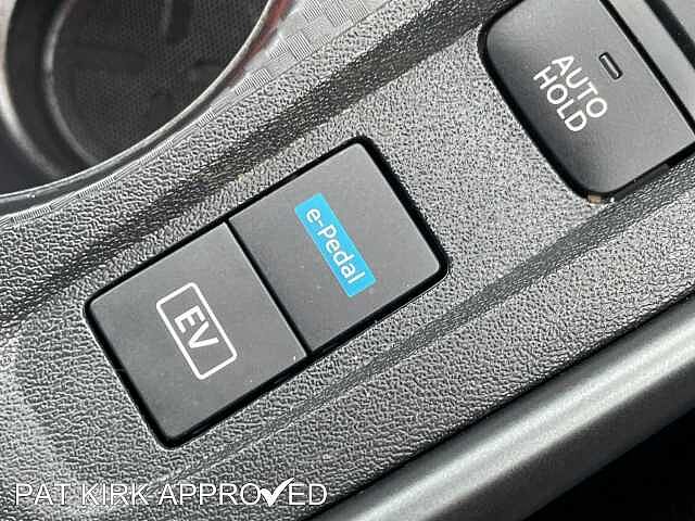 Nissan Juke 1.6 Hybrid N-Connecta 5dr Auto