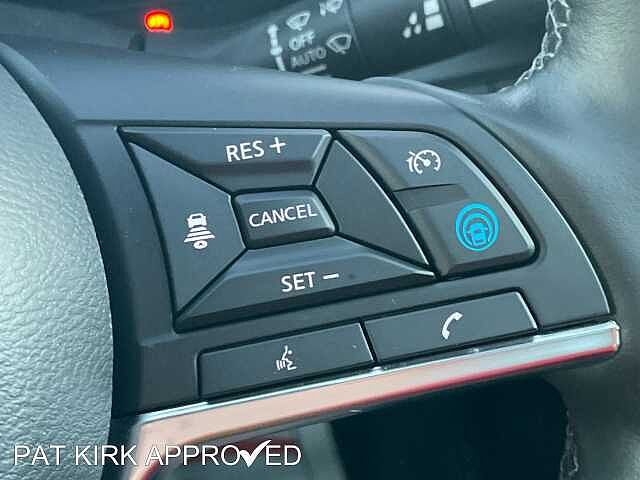 Nissan Juke 1.0 DiG-T Tekna 5dr