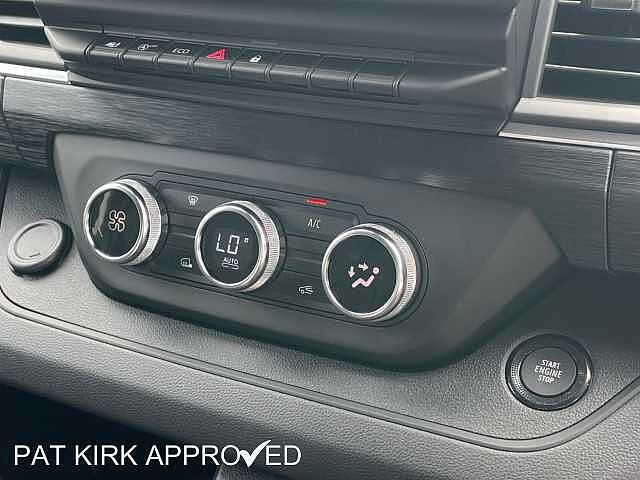 Nissan Primastar 2.0 dCi 130ps H1 Tekna Van