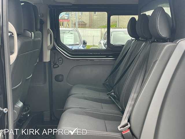 Nissan Primastar 2.0 dCi 150ps H1 Tekna Crew Van