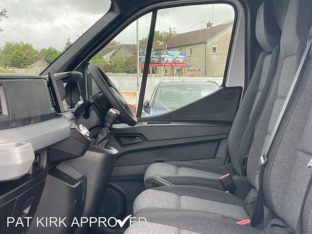 Nissan Interstar 2.0 dci 130ps H2 Tekna Van