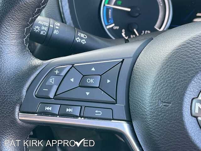 Nissan Juke 1.6 Hybrid Tekna 5dr Auto